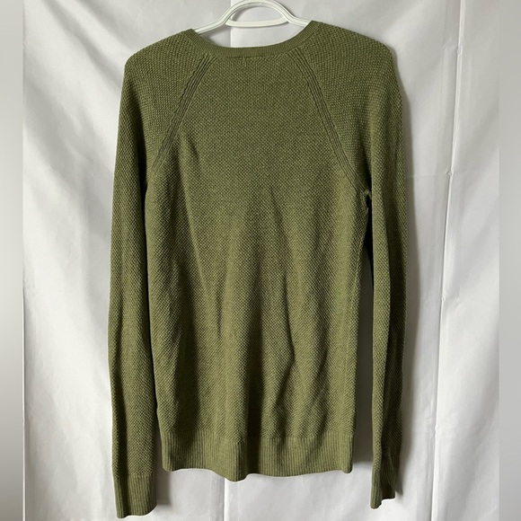 Gap Sweater Women’s XS Olive Green V-Neck Pullover - Picture 3 of 4